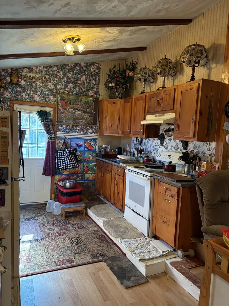 53 Gaslight Road Tilton NH 03276