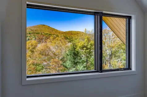 2438 Mountain Road Stowe VT 05672