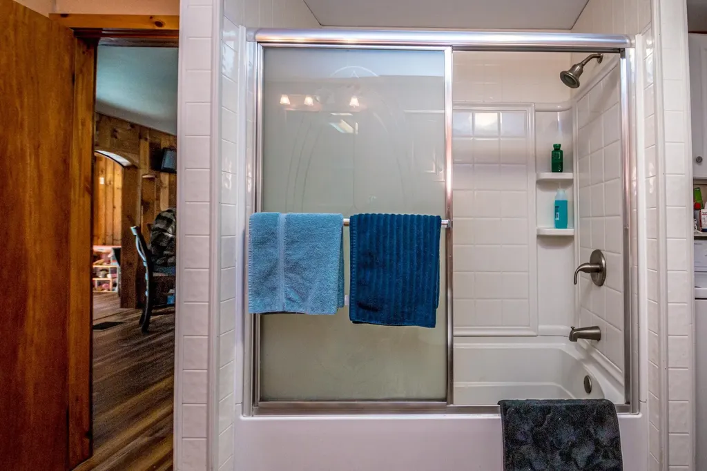 1435 Lost Nation Road Northumberland NH 03582