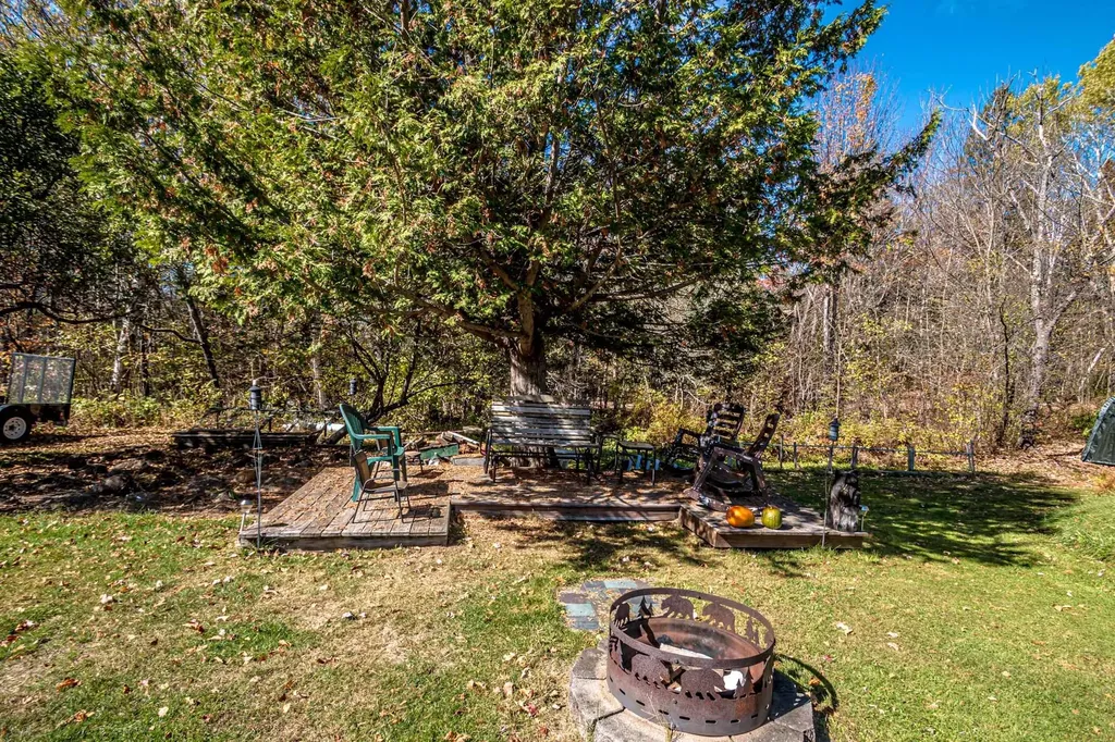 1435 Lost Nation Road Northumberland NH 03582