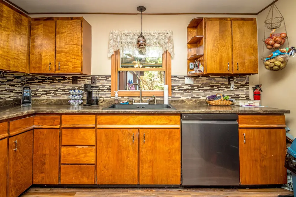 1435 Lost Nation Road Northumberland NH 03582