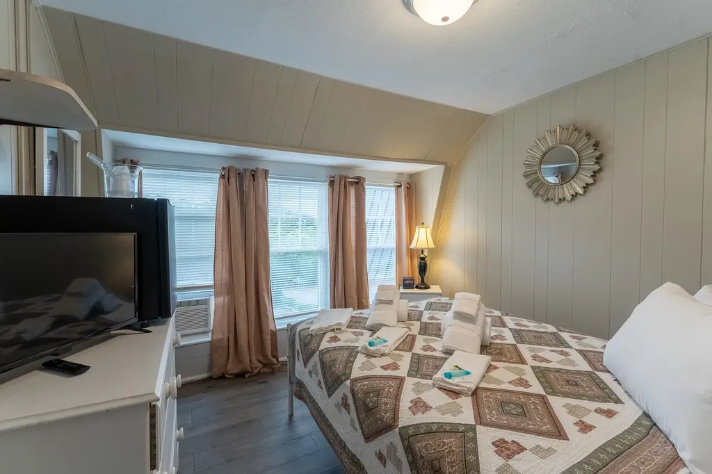 58 Tower Street Laconia NH 03246