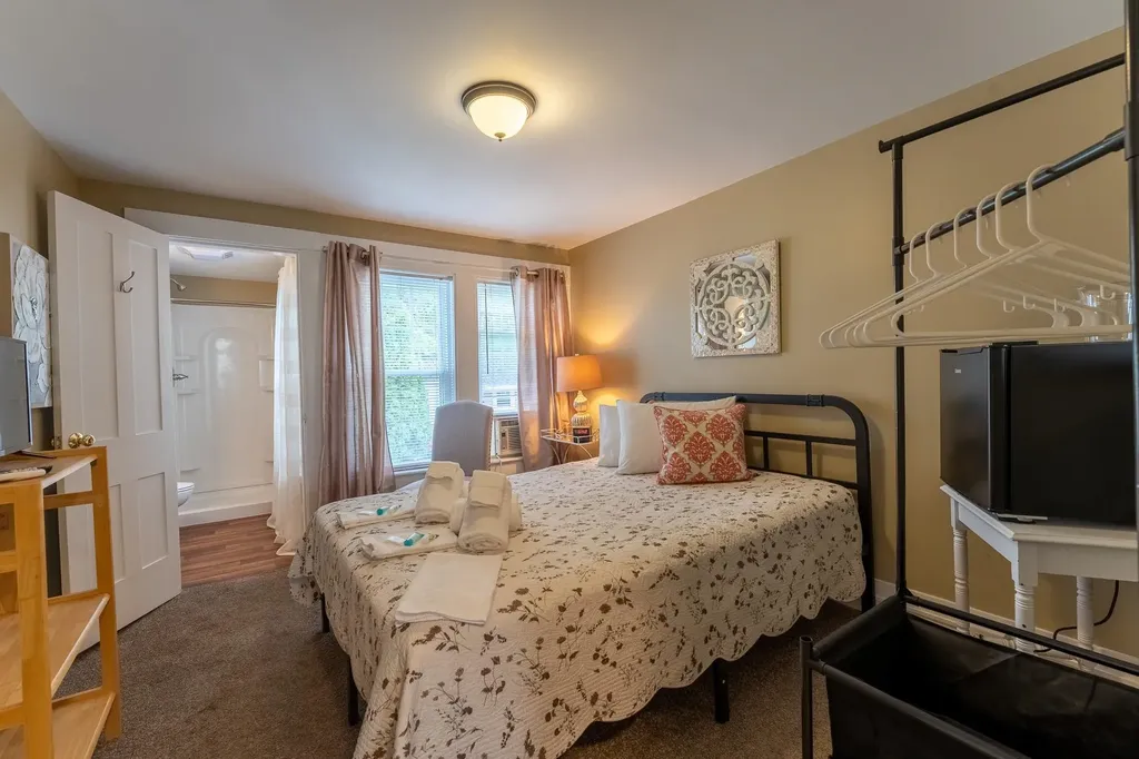 58 Tower Street Laconia NH 03246