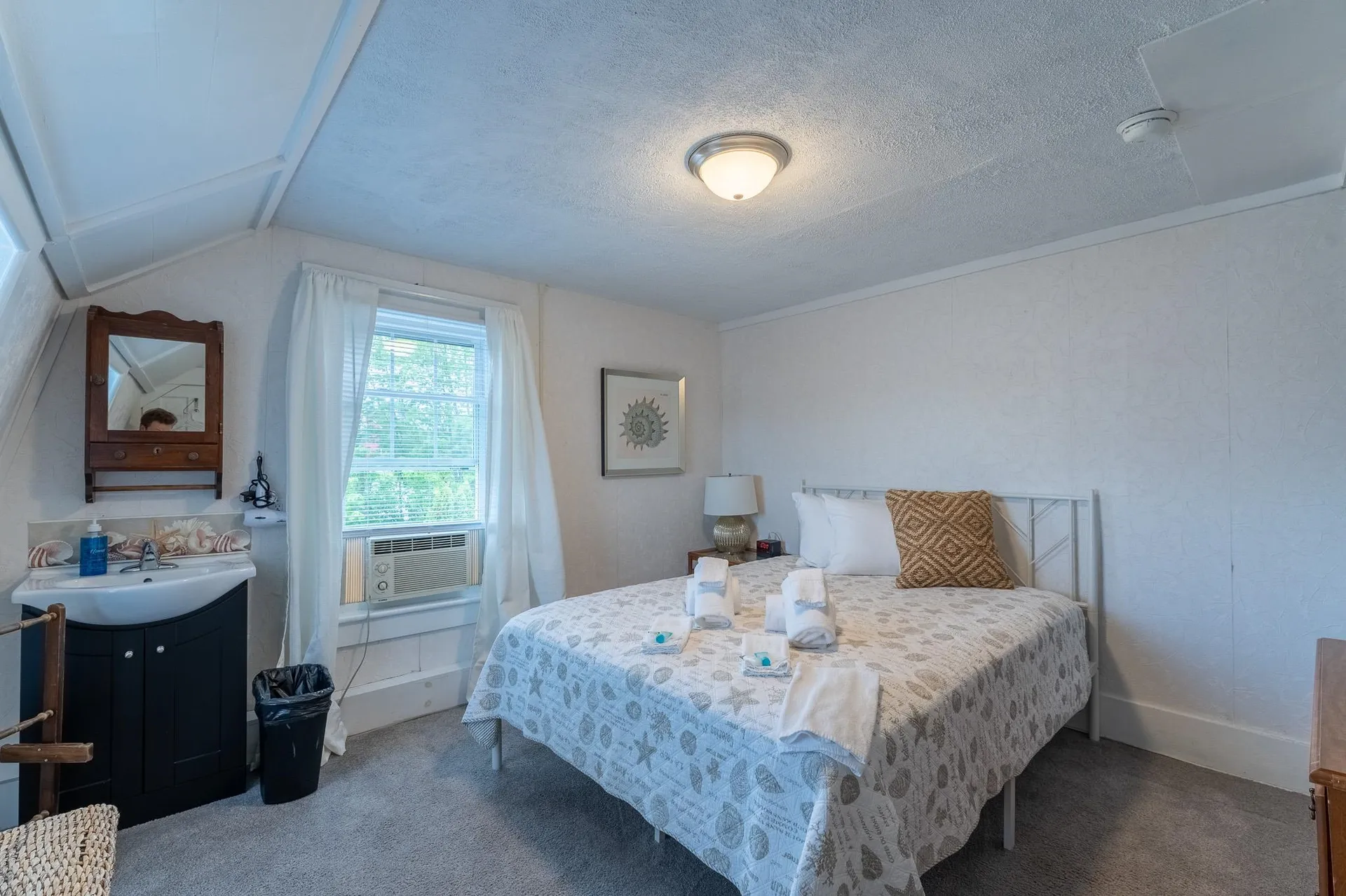 58 Tower Street Laconia NH 03246