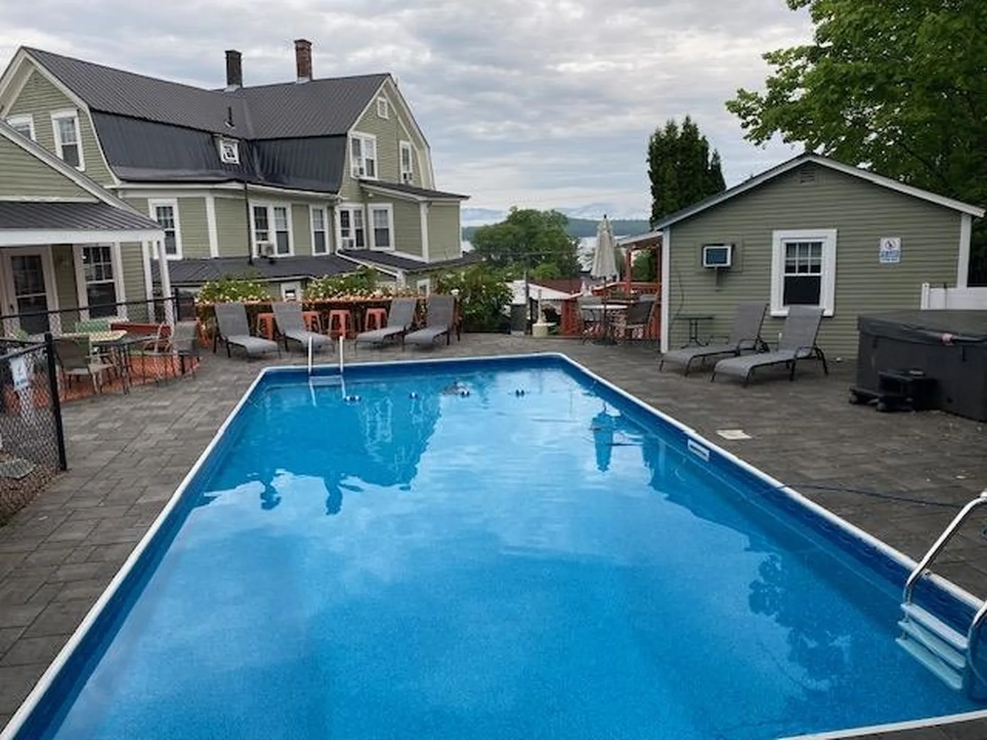 58 Tower Street Laconia NH 03246