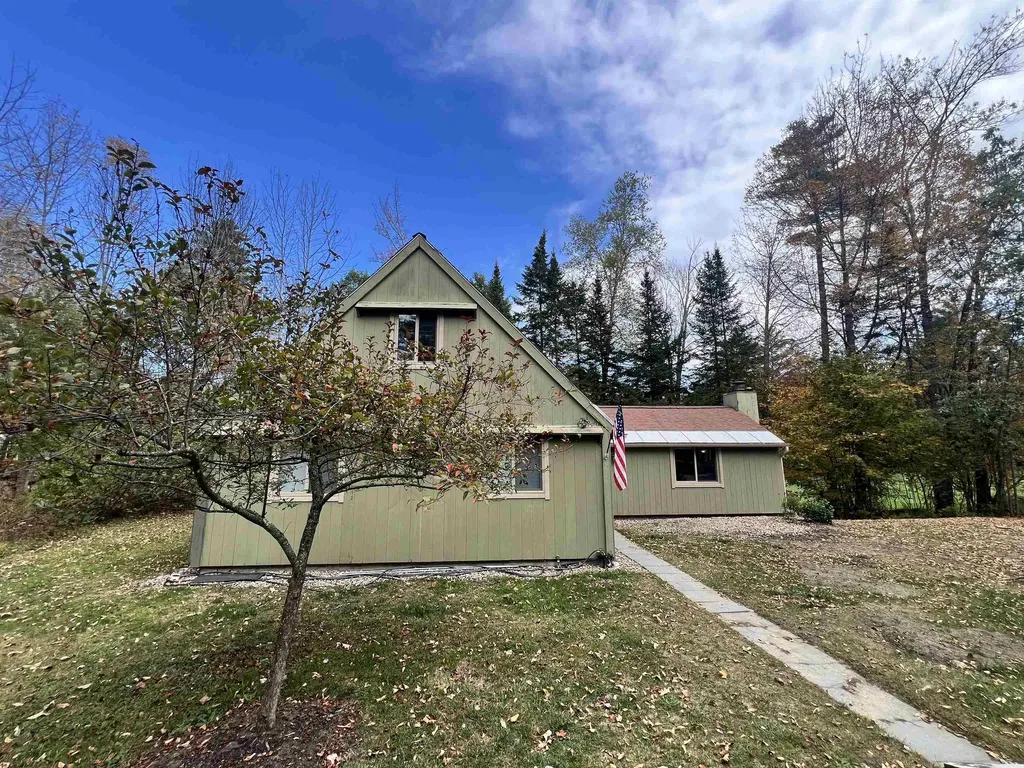 112 Greensward Drive Grantham NH 03753