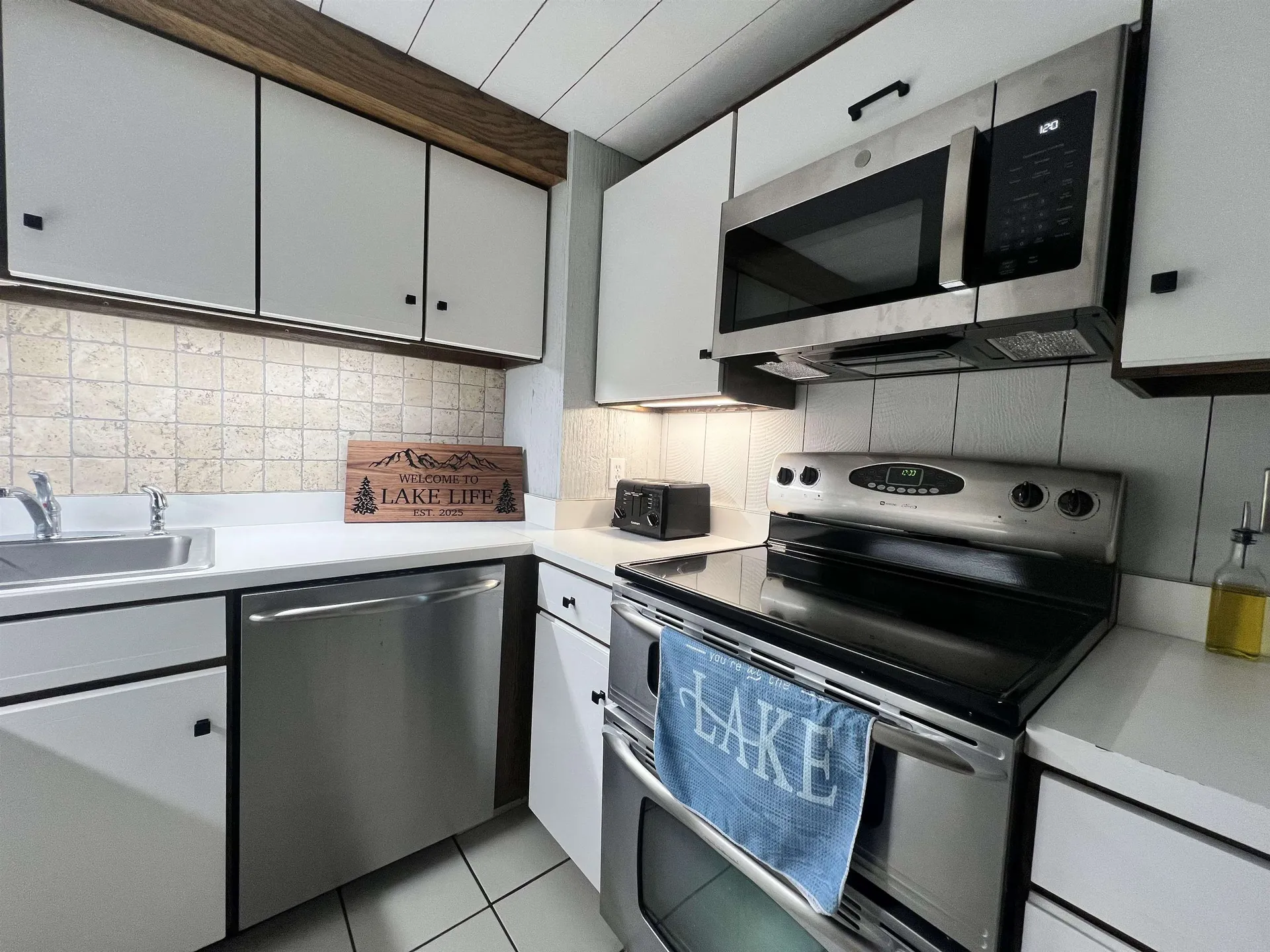 112 Greensward Drive Grantham NH 03753