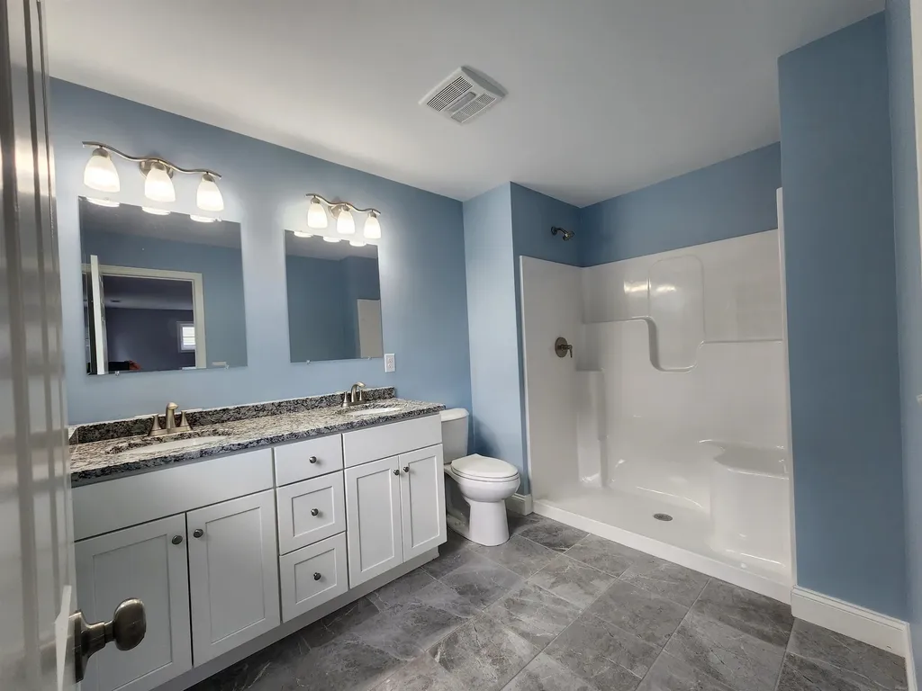 21 Library Street Hudson NH 03051