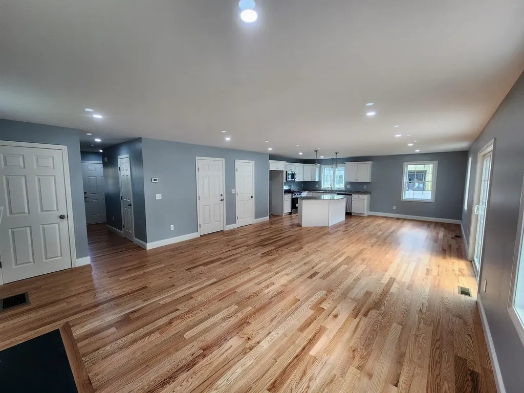 21 Library Street Hudson NH 03051