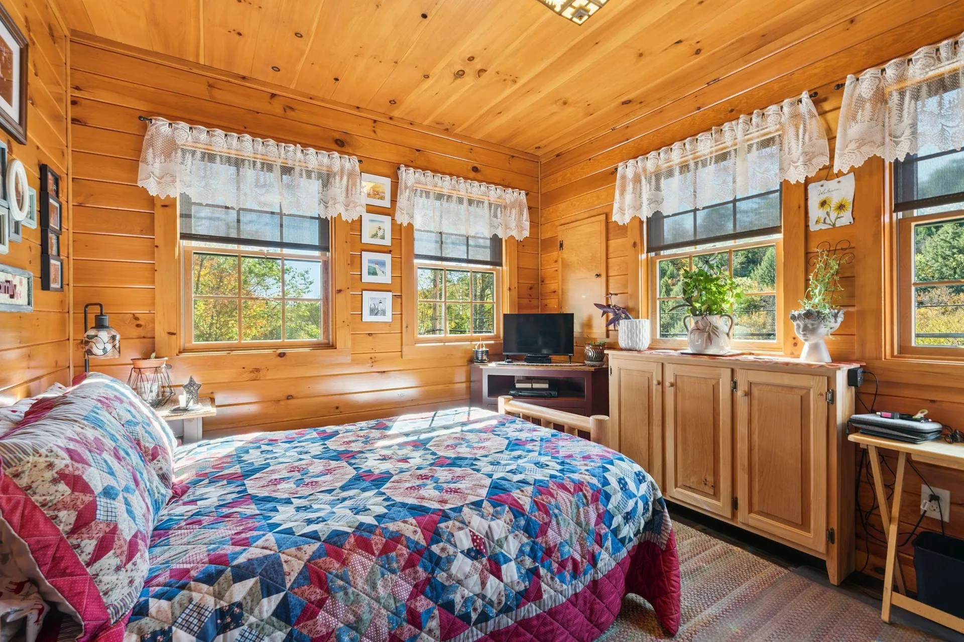 1452 Tyson Road Reading VT 05062