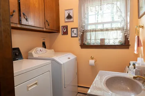 7 Cardinal Road Windham NH 03087