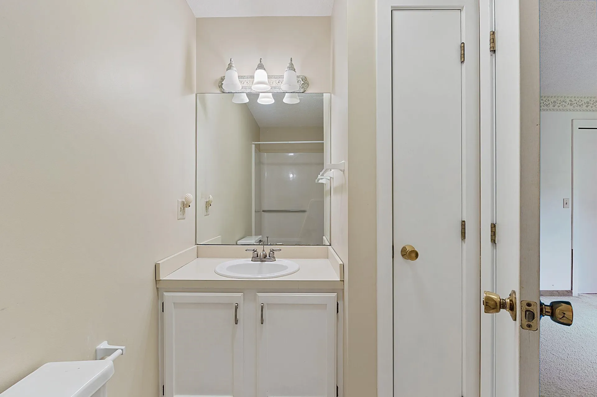 38 Dunvegan Woods Drive Hampton NH 03842