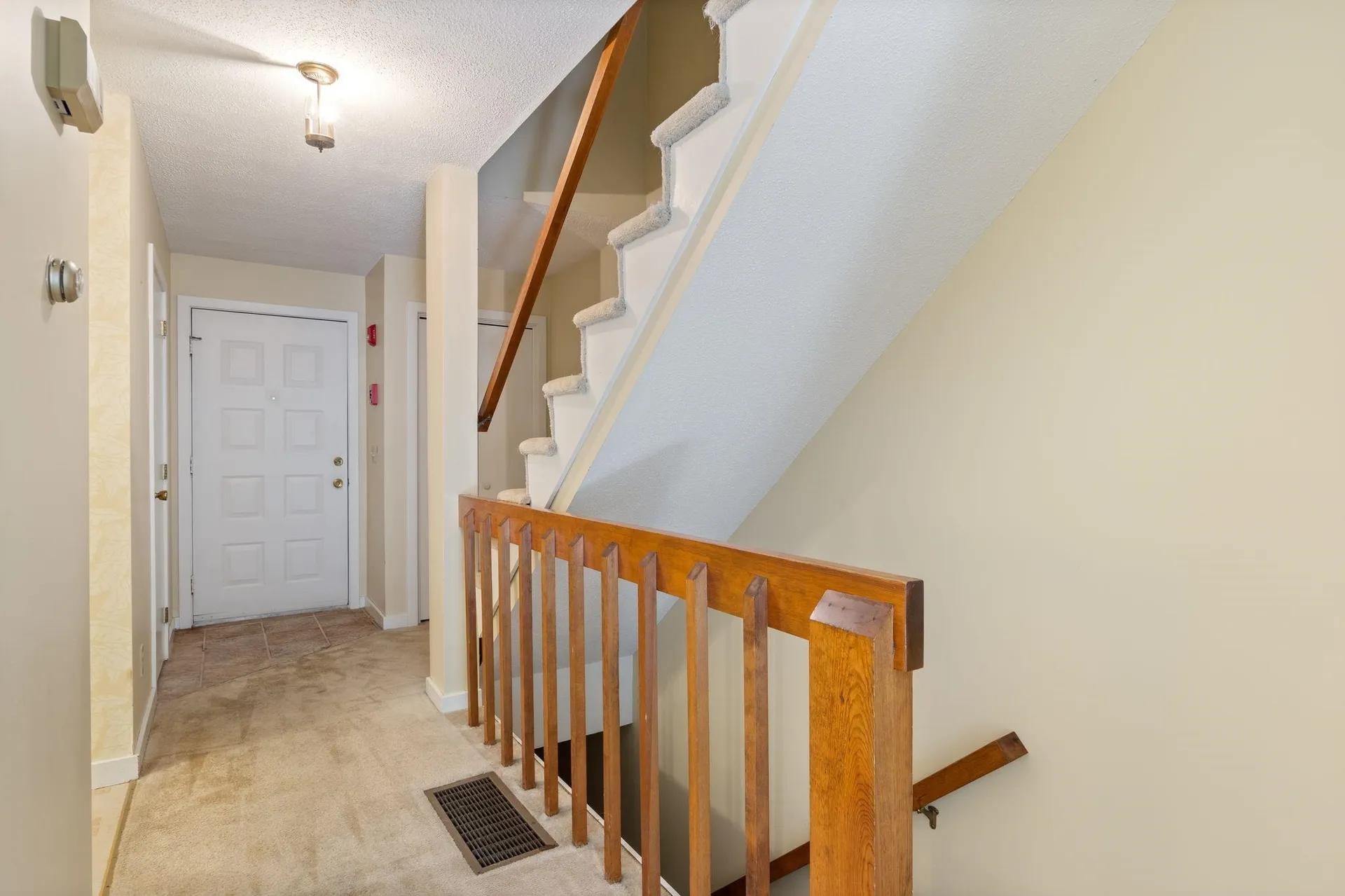 38 Dunvegan Woods Drive Hampton NH 03842