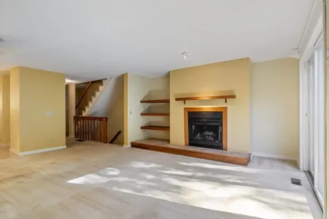 38 Dunvegan Woods Drive Hampton NH 03842