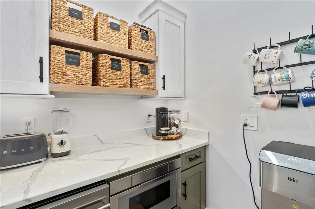 47 East Union Street Goffstown NH 03045