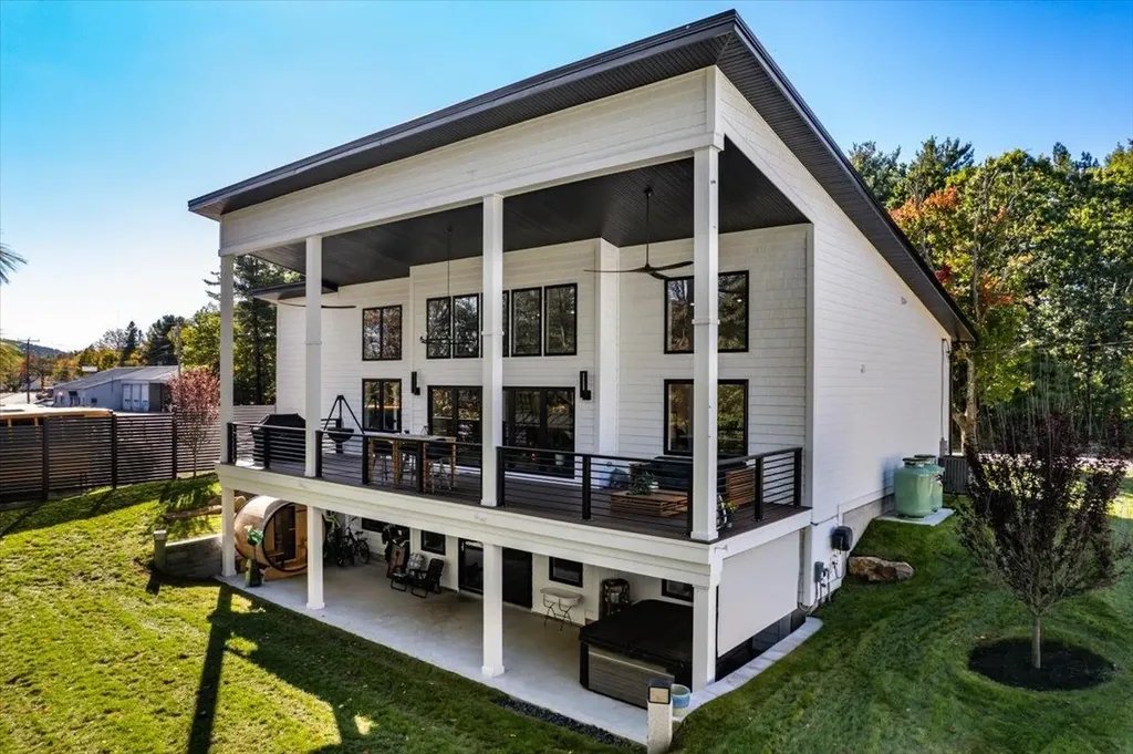 47 East Union Street Goffstown NH 03045