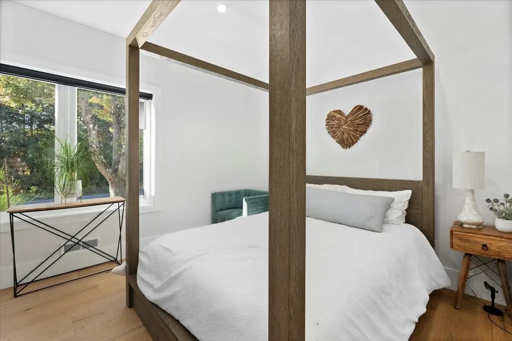 47 East Union Street Goffstown NH 03045