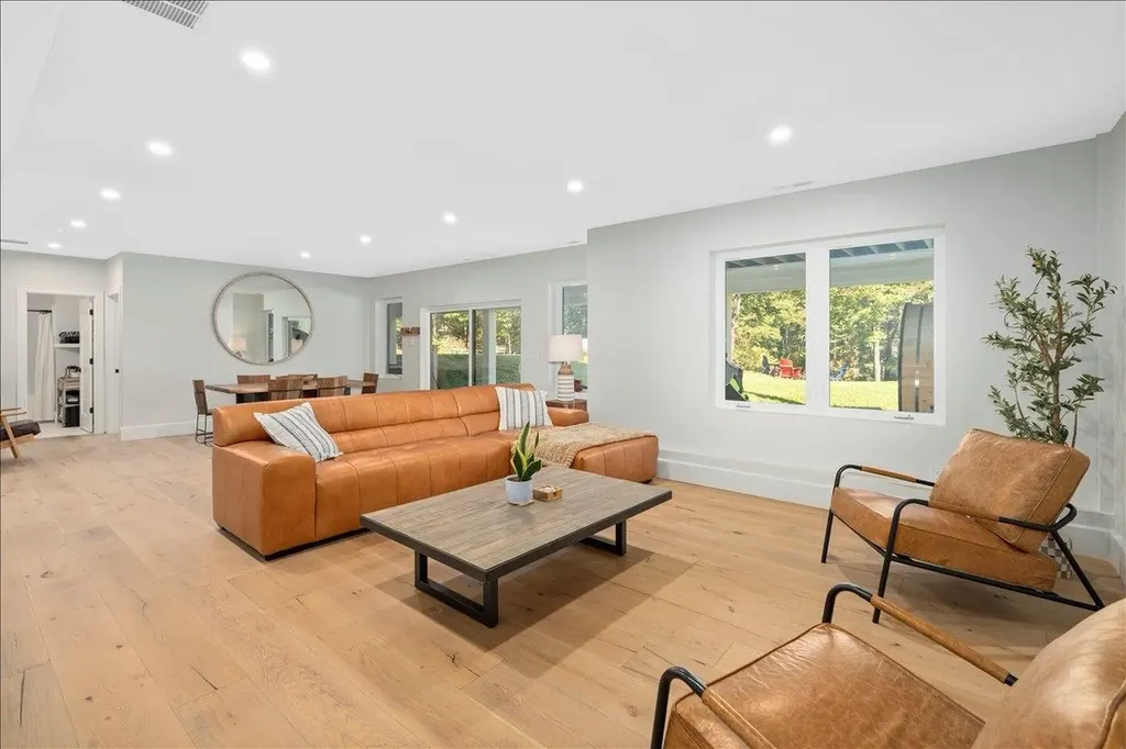 47 East Union Street Goffstown NH 03045