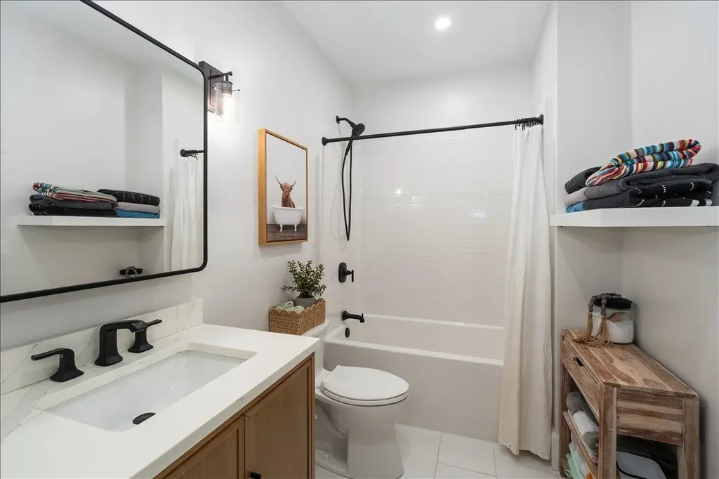 47 East Union Street Goffstown NH 03045