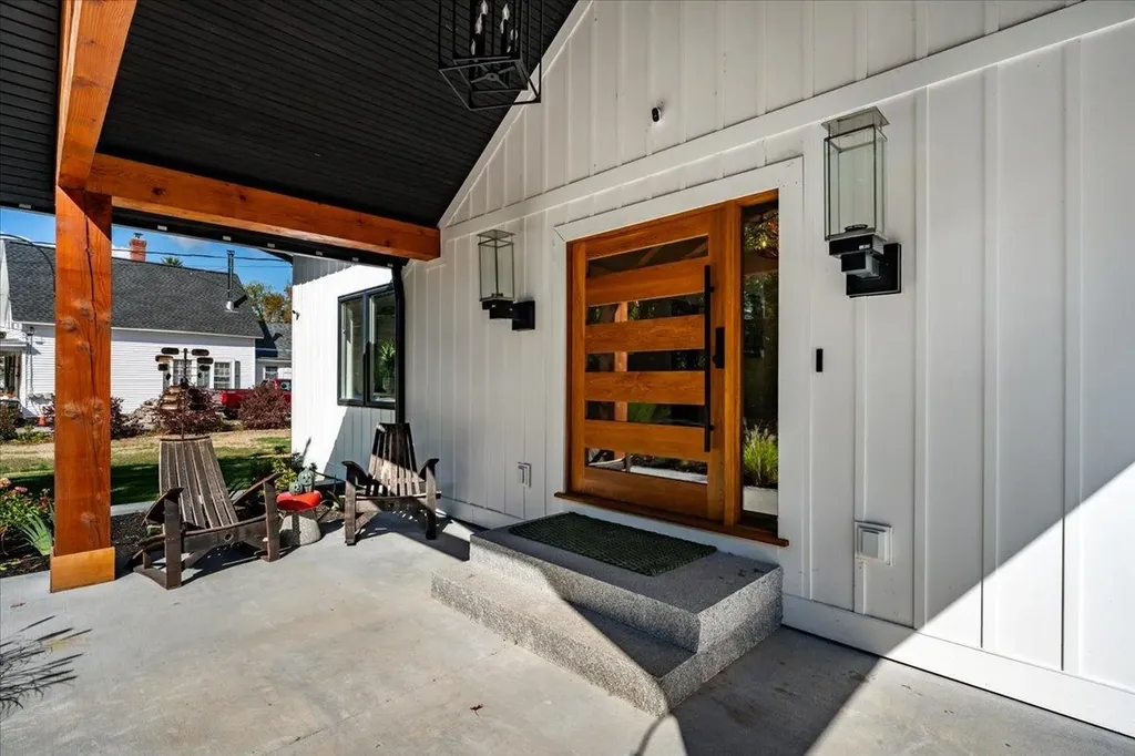 47 East Union Street Goffstown NH 03045