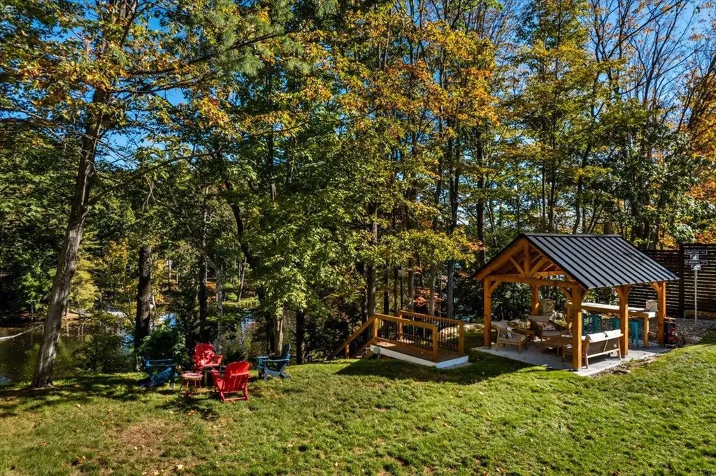 47 East Union Street Goffstown NH 03045