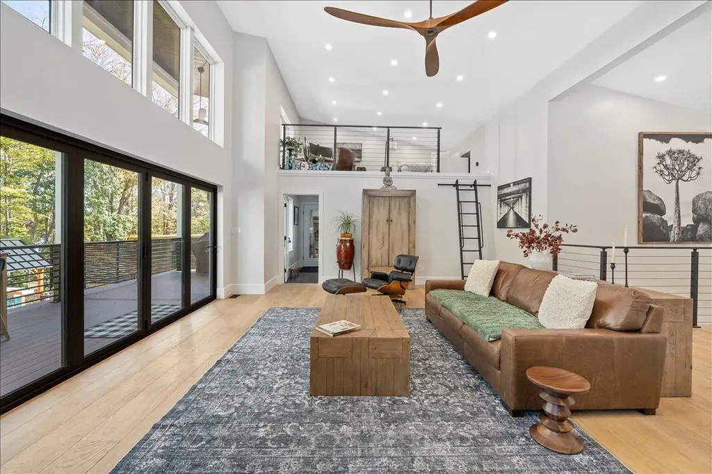 47 East Union Street Goffstown NH 03045