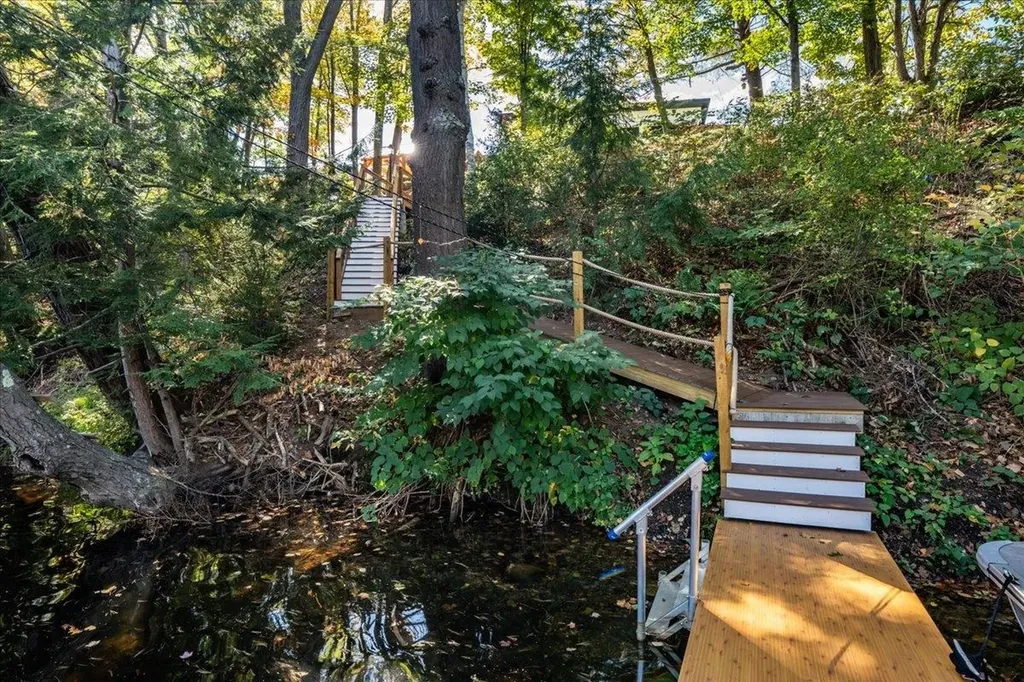 47 East Union Street Goffstown NH 03045