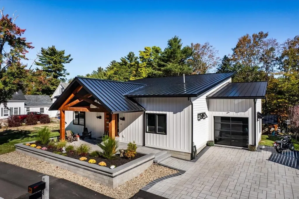 47 East Union Street Goffstown NH 03045