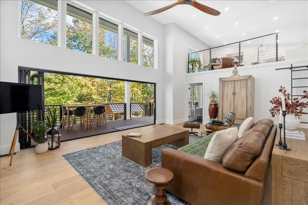 47 East Union Street Goffstown NH 03045