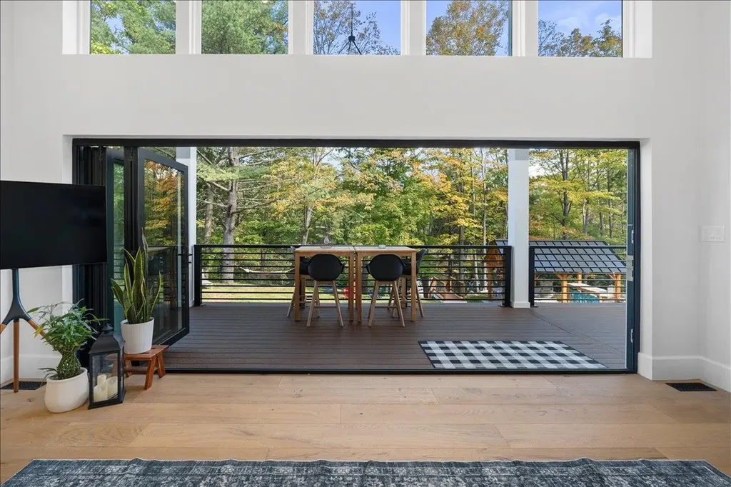 47 East Union Street Goffstown NH 03045