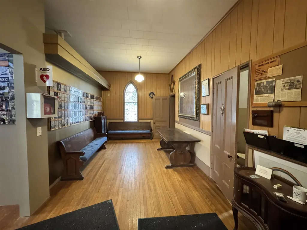 25 Green Street Lebanon NH 03766