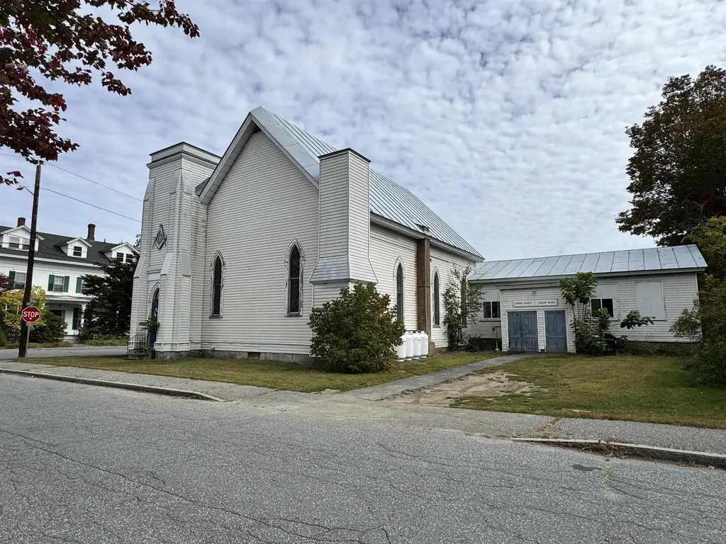 25 Green Street Lebanon NH 03766