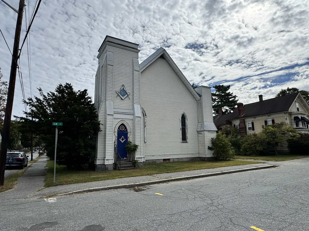 25 Green Street Lebanon NH 03766