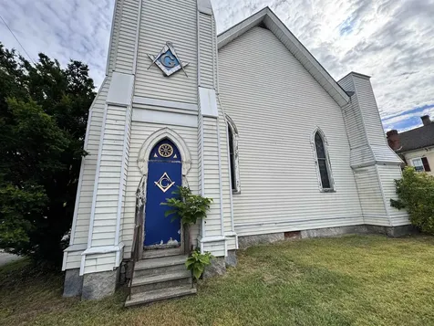 25 Green Street Lebanon NH 03766