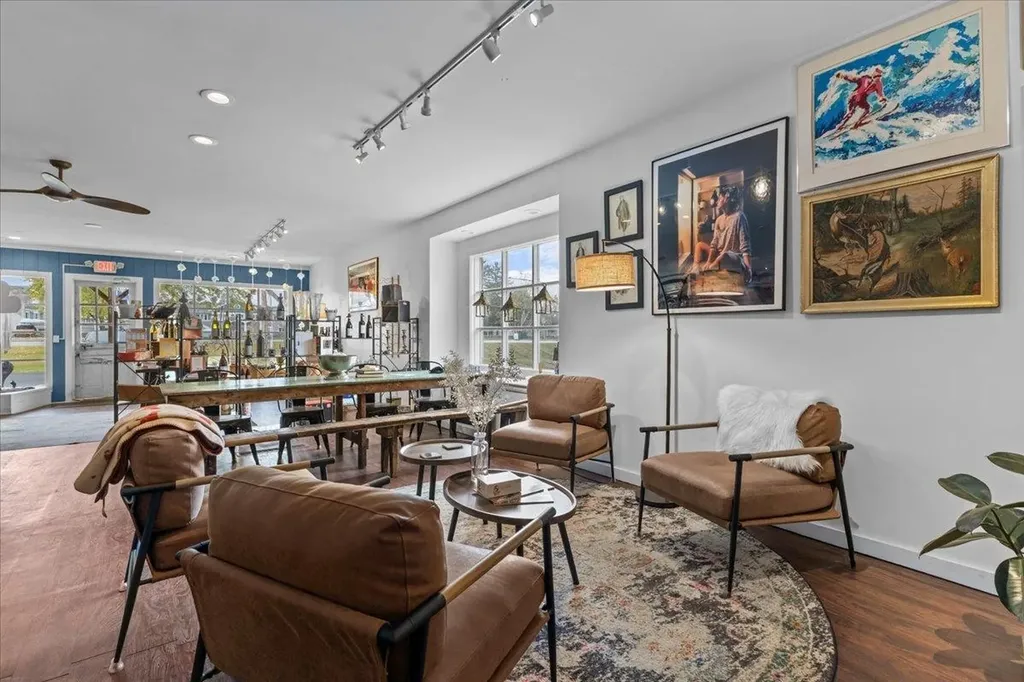 1799 Mountain Road Stowe VT 05672