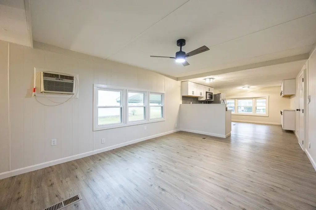 38 Lorna Street Hollis NH 03049