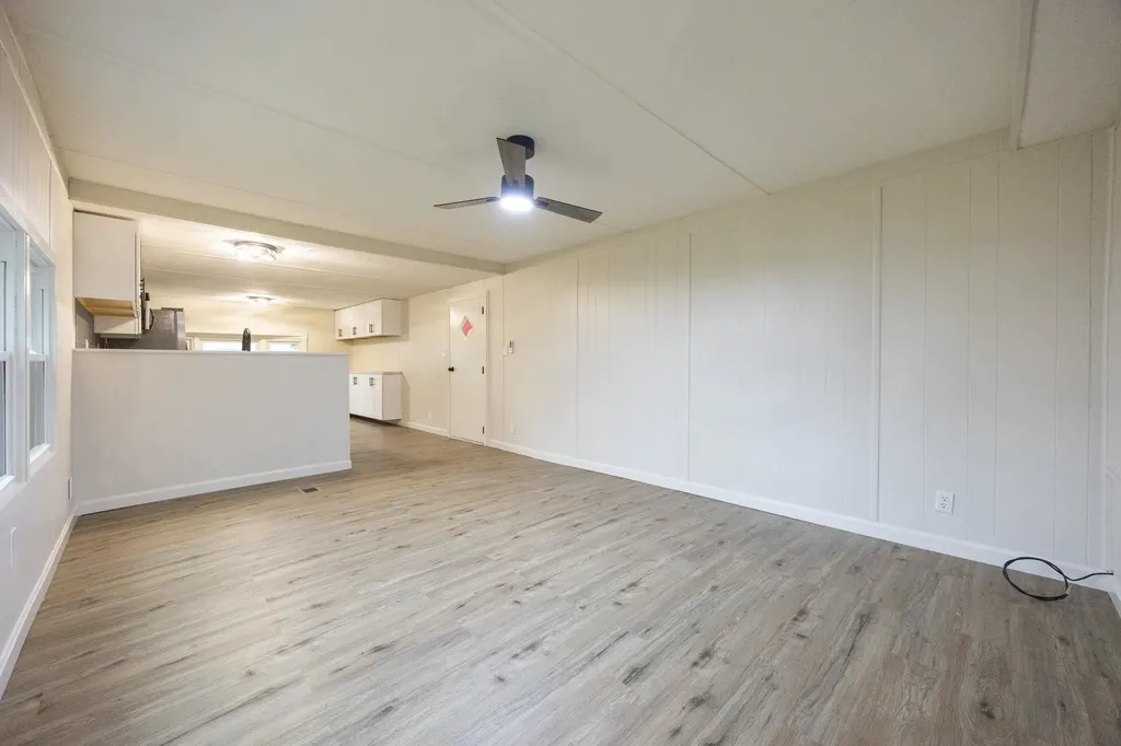 38 Lorna Street Hollis NH 03049