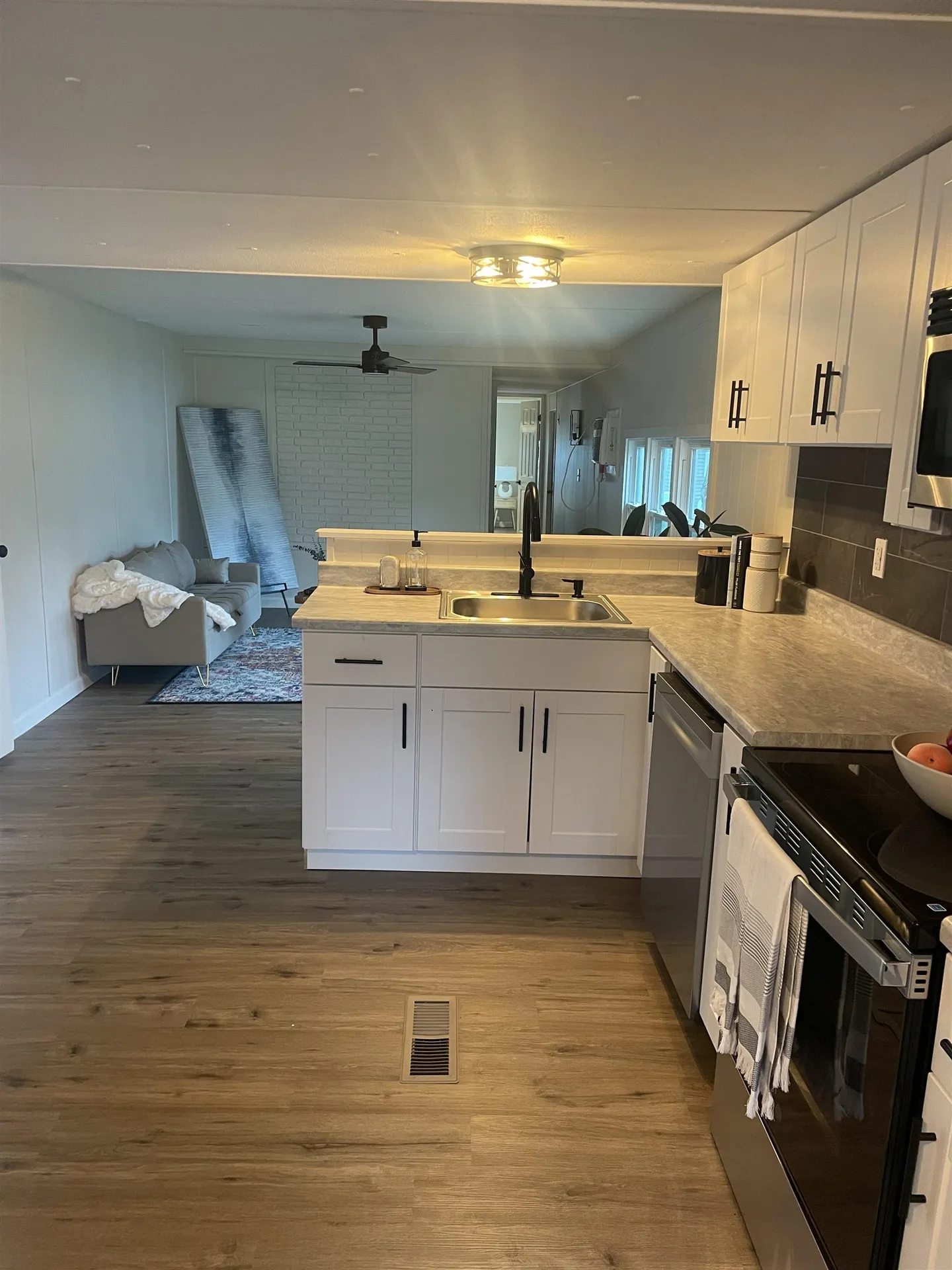 38 Lorna Street Hollis NH 03049