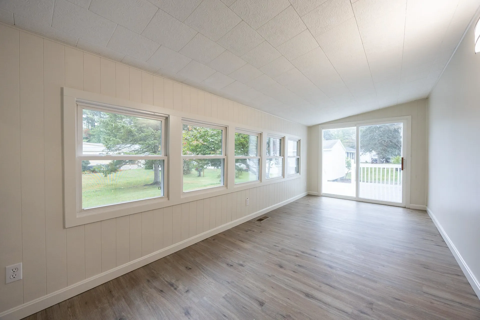 38 Lorna Street Hollis NH 03049