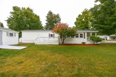 38 Lorna Street Hollis NH 03049