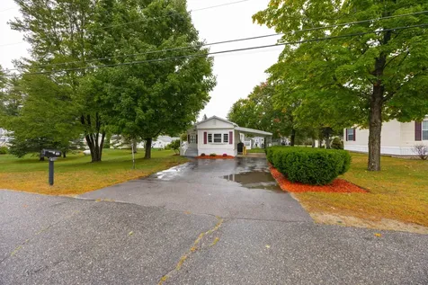 38 Lorna Street Hollis NH 03049