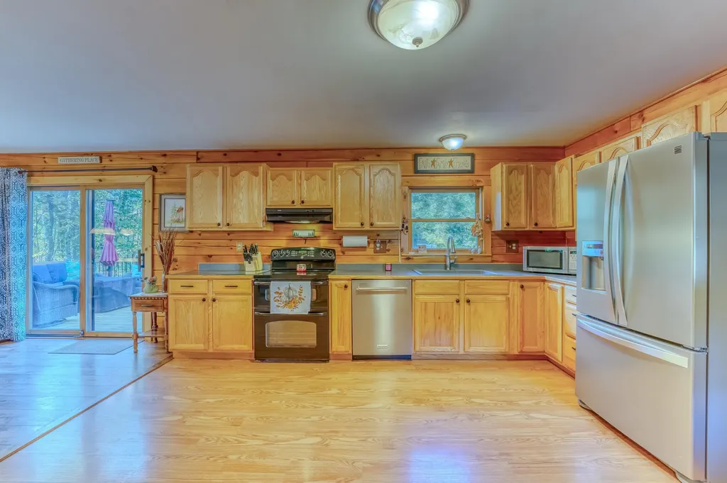 757 Maple Street Bethlehem NH 03574