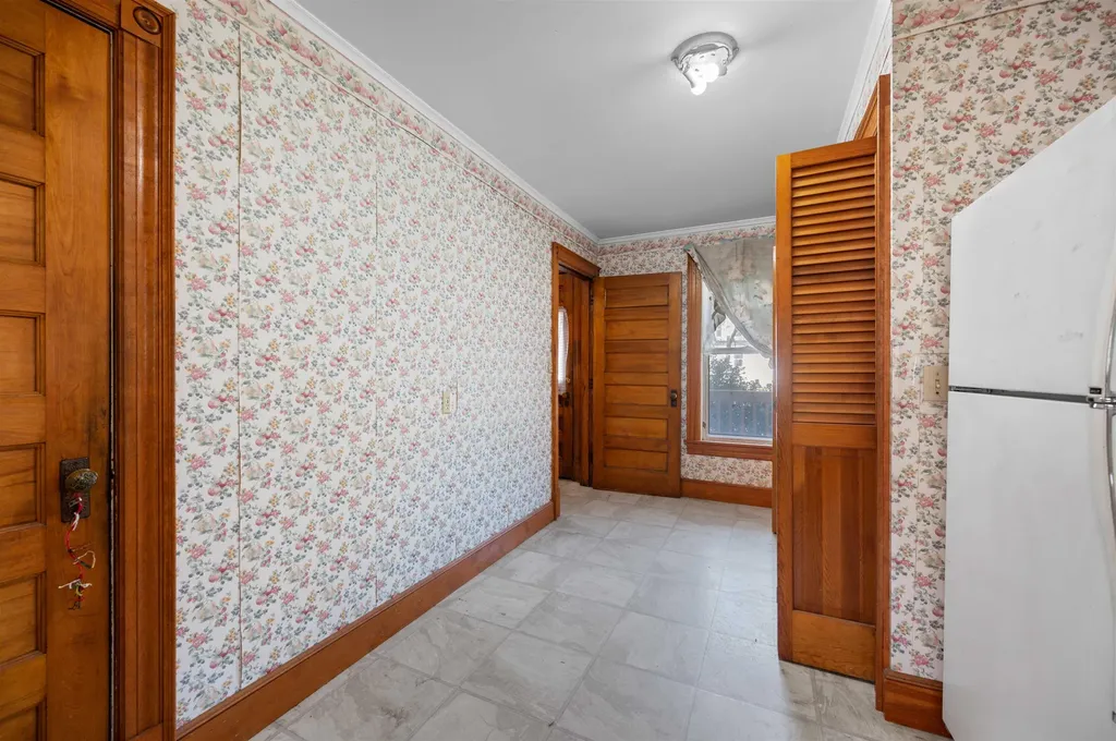 48 Perry Street Barre City VT 05641