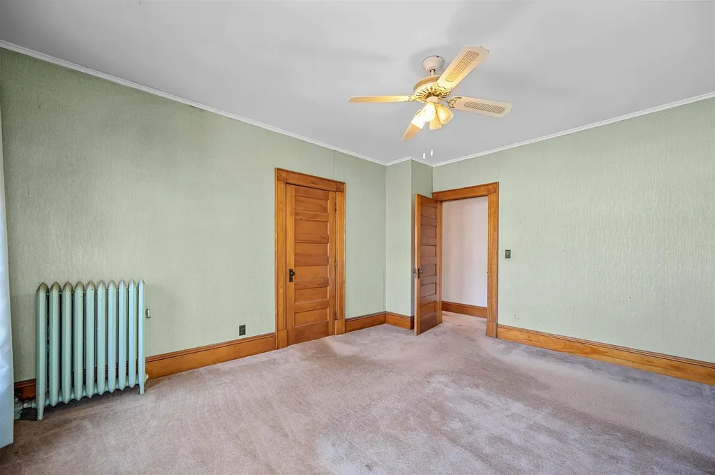 48 Perry Street Barre City VT 05641