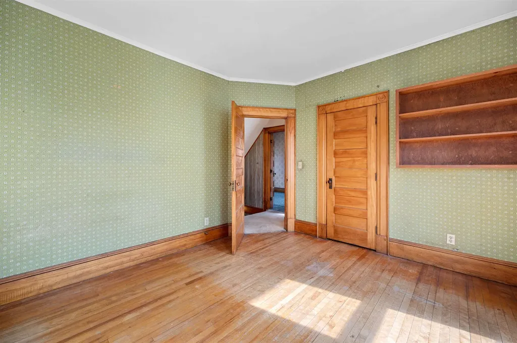 48 Perry Street Barre City VT 05641