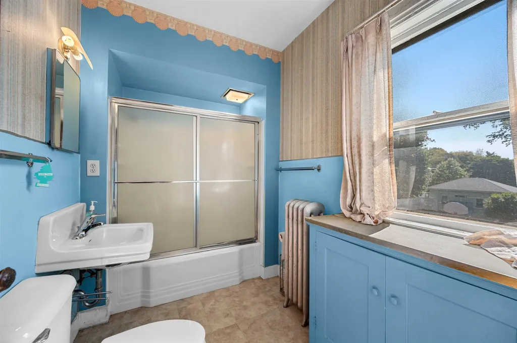 48 Perry Street Barre City VT 05641