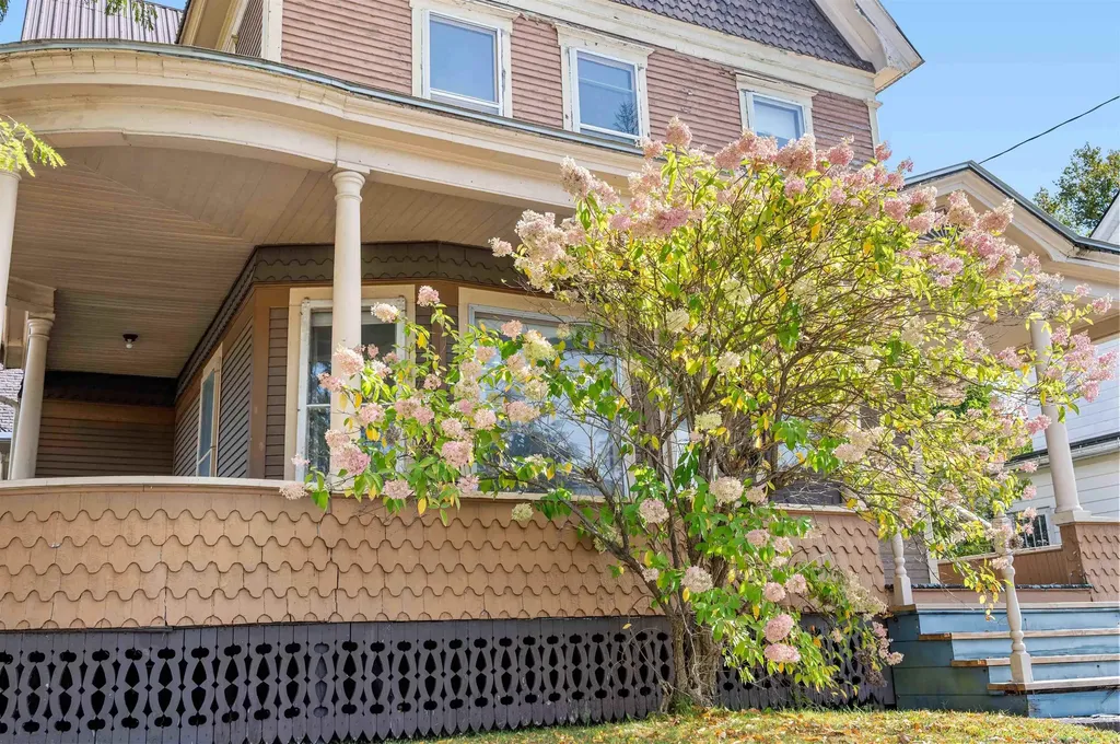 48 Perry Street Barre City VT 05641