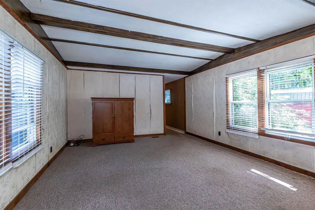 19 Bailey Drive Boscawen NH 03303