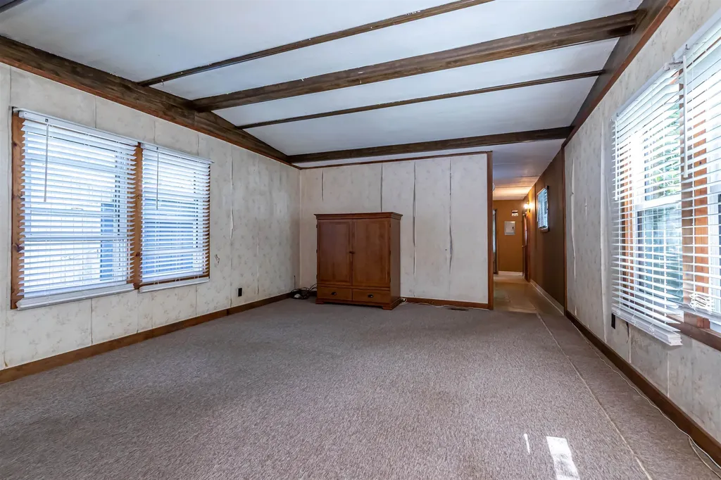 19 Bailey Drive Boscawen NH 03303