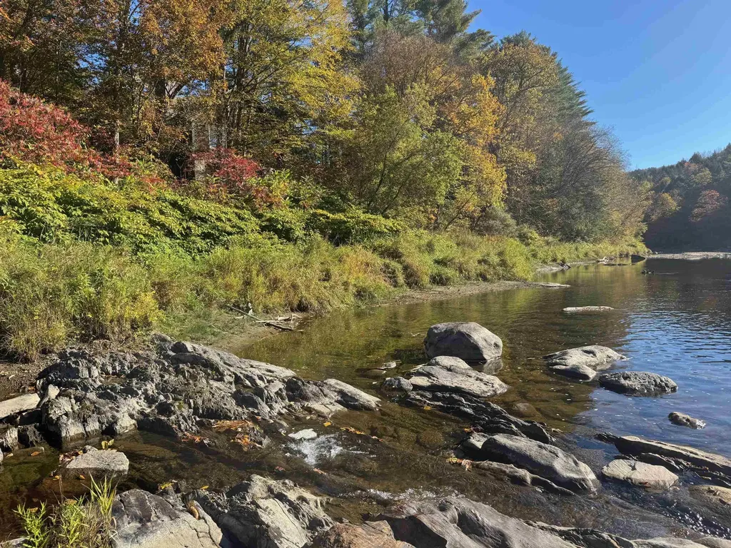 1808 Route 100b Moretown VT 05660